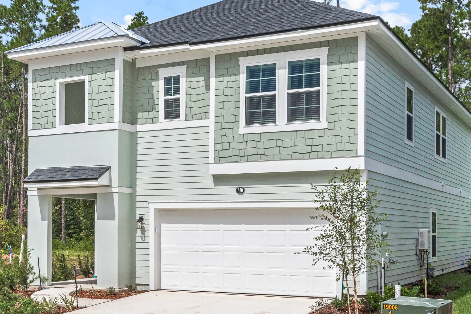 completed exterior painting project in jacksonville home