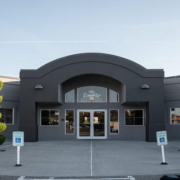 commercial building exterior freshly painted by jacksonville fl